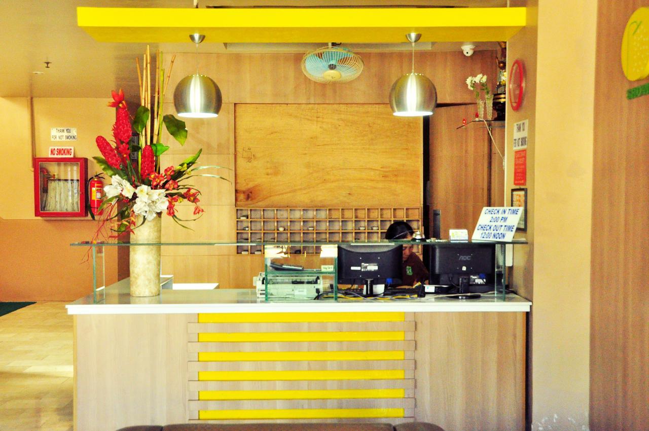 Gv Hotel - Talisay City Екстер'єр фото