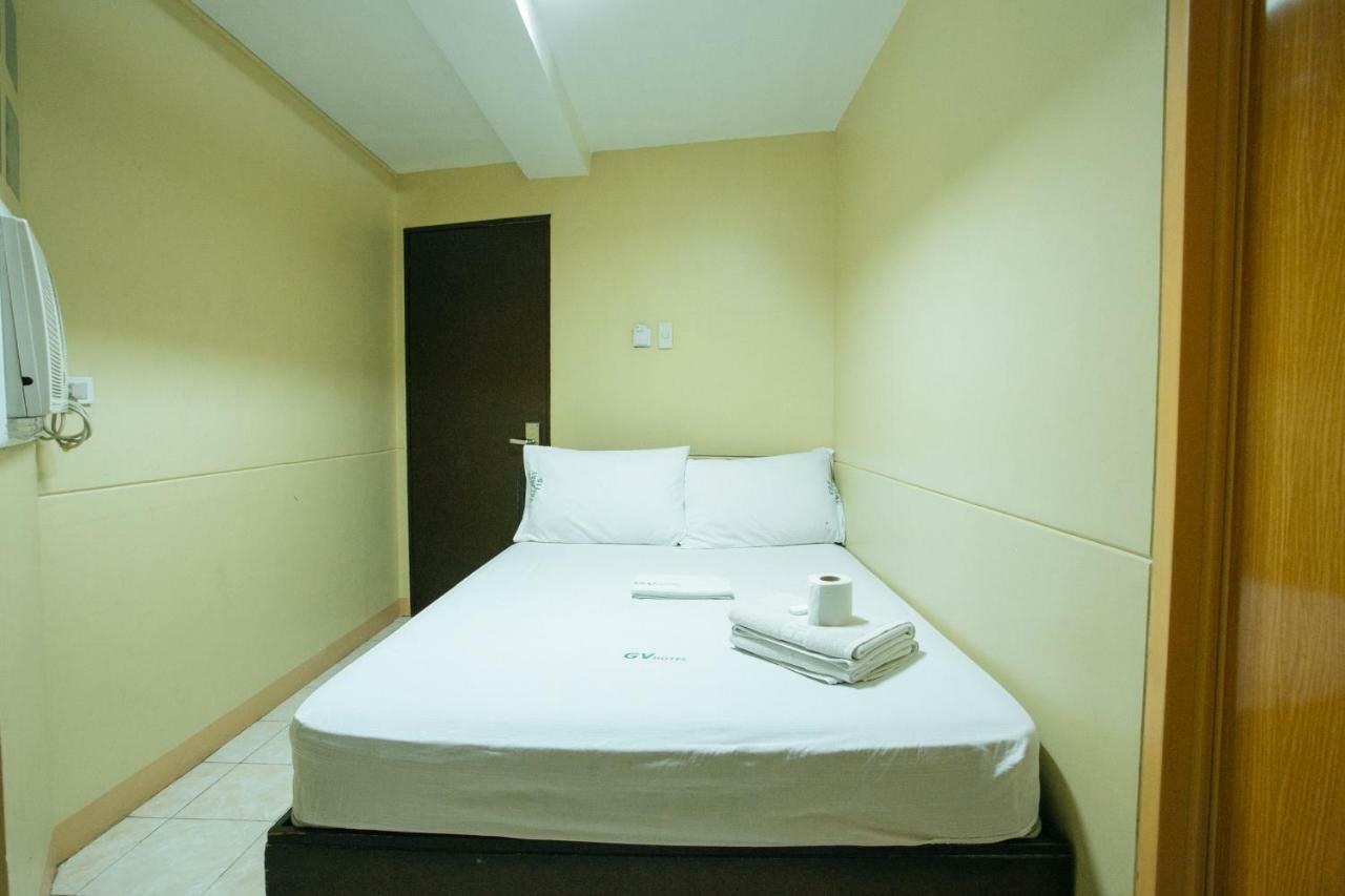 Gv Hotel - Talisay City Екстер'єр фото