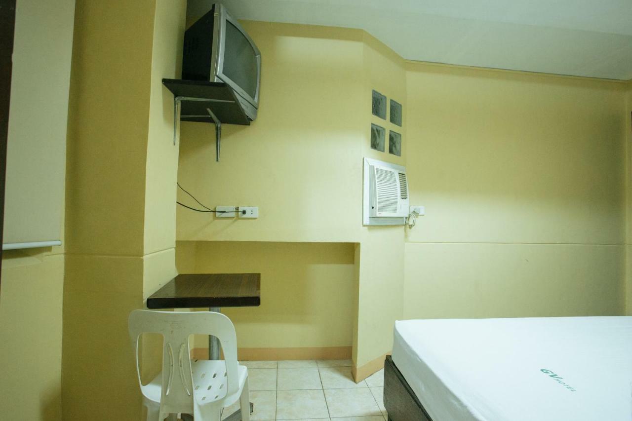 Gv Hotel - Talisay City Екстер'єр фото